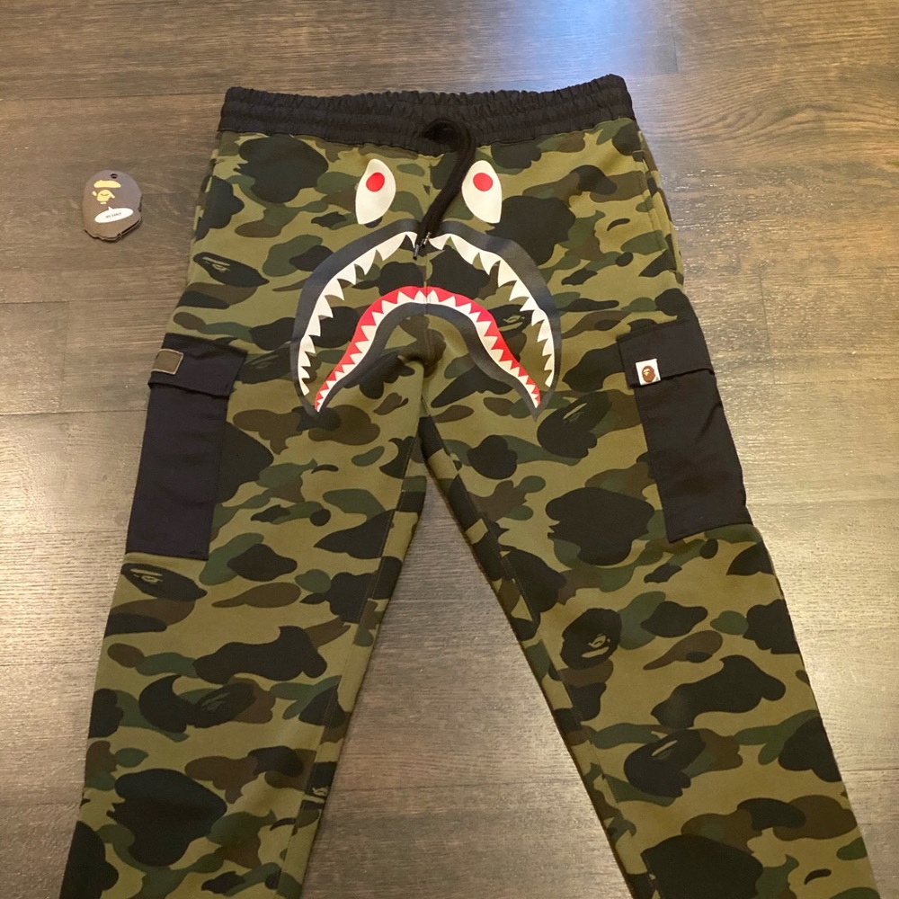 Bape 1st Camo Shark Slim Sweat Cargo Pants